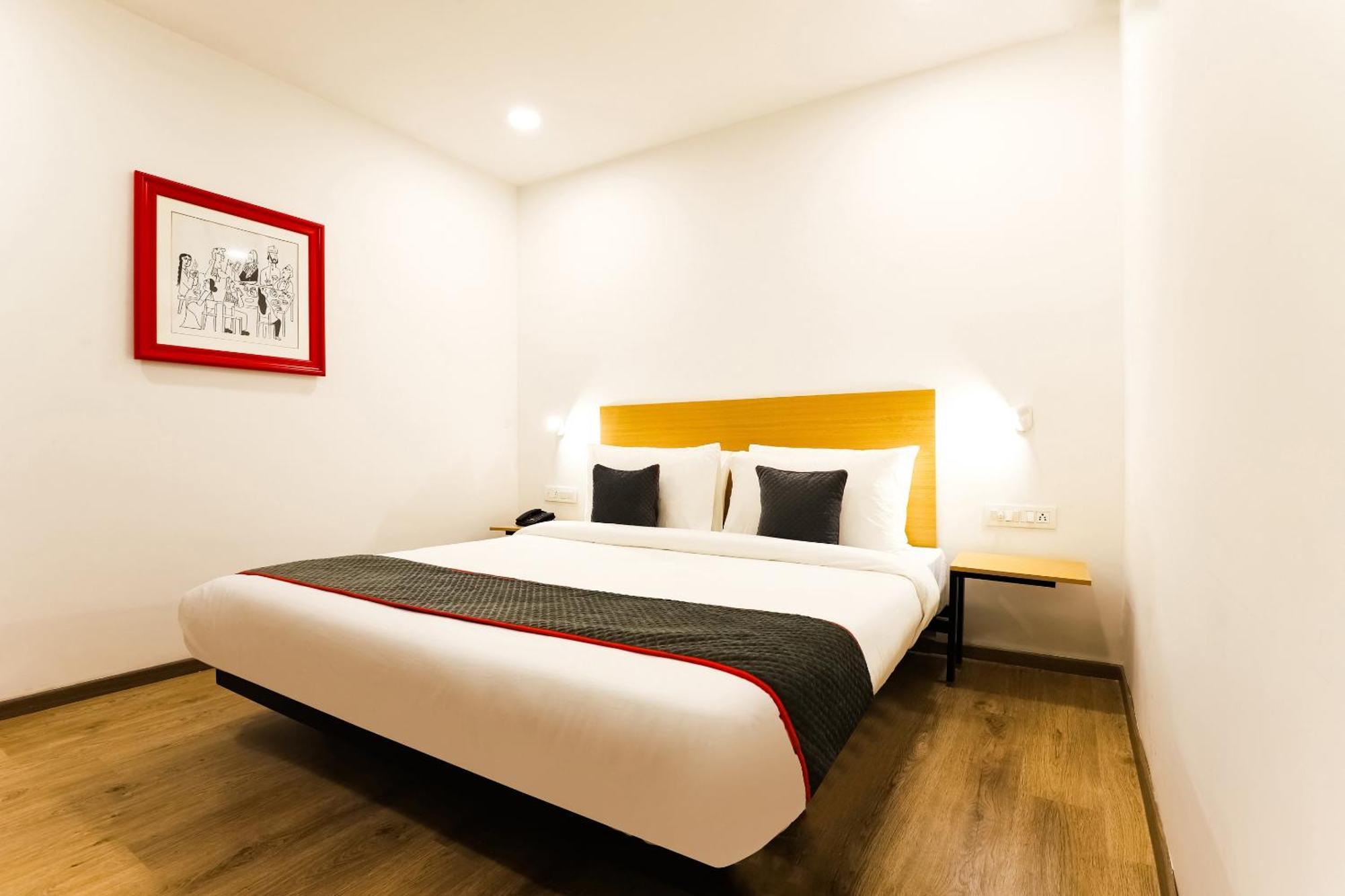 Townhouse Prithvi Near Phoenix Palassio Lucknow