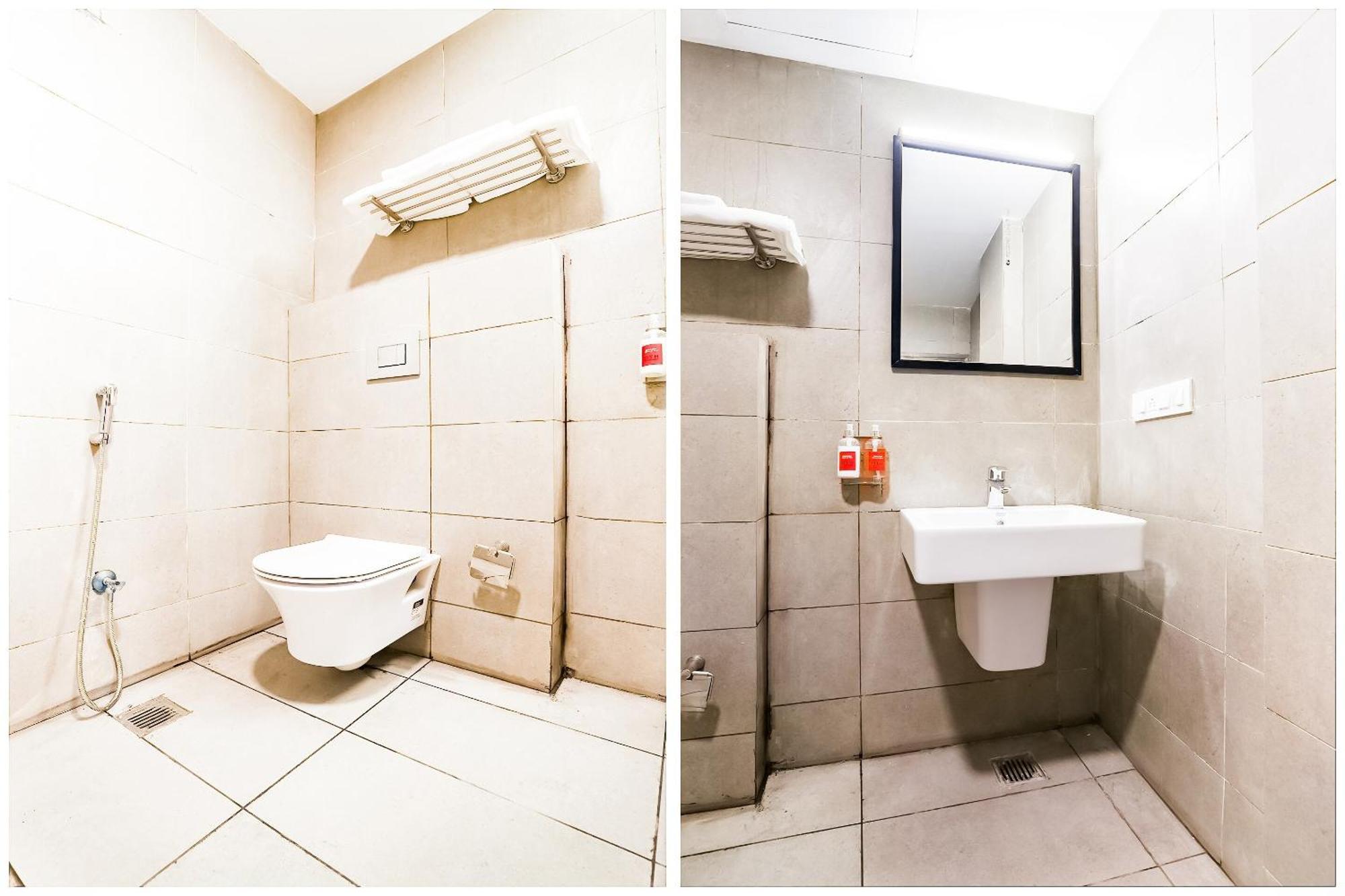 Hotel Townhouse Prithvi Near Phoenix Palassio 4*