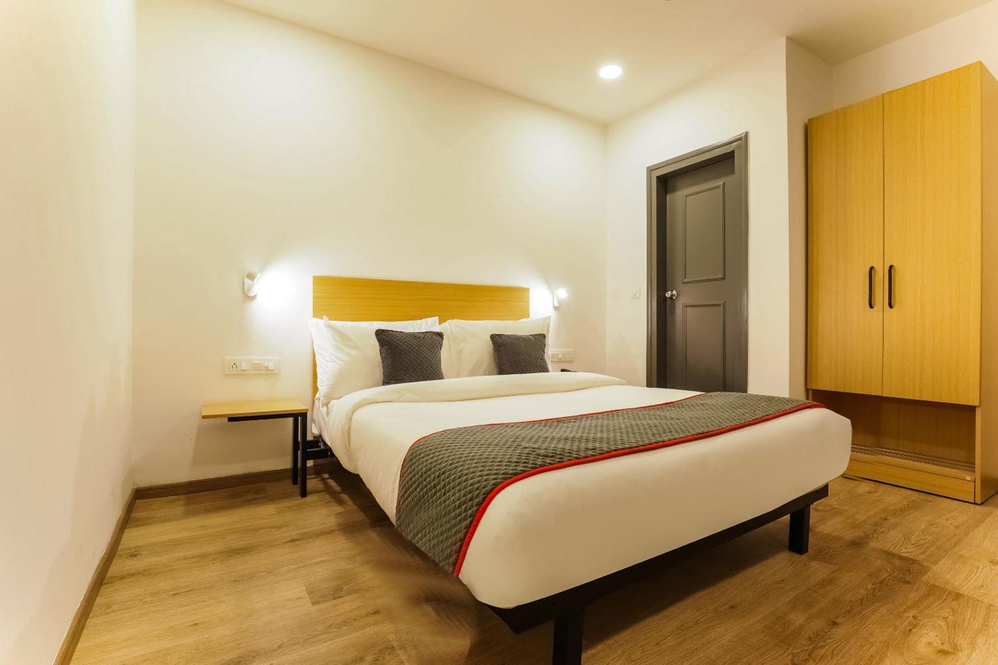 Townhouse Prithvi Near Phoenix Palassio Lucknow